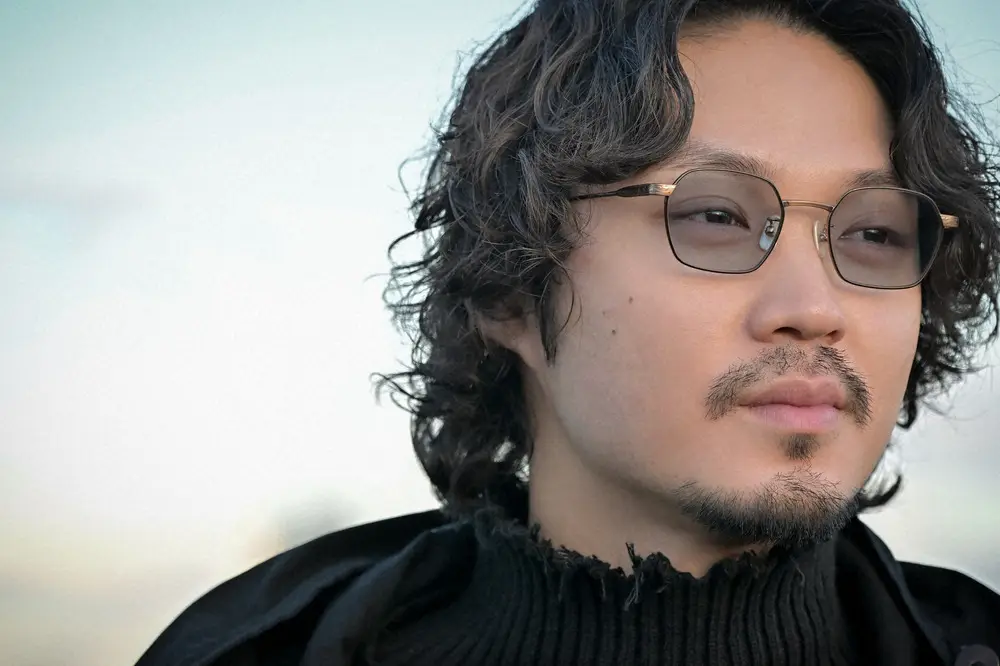 【画像・写真】「クジャクのダンス」磯村勇斗語る「クセ強記者」の役作り秘話　実際に会った記者を参考に…目線にも注目