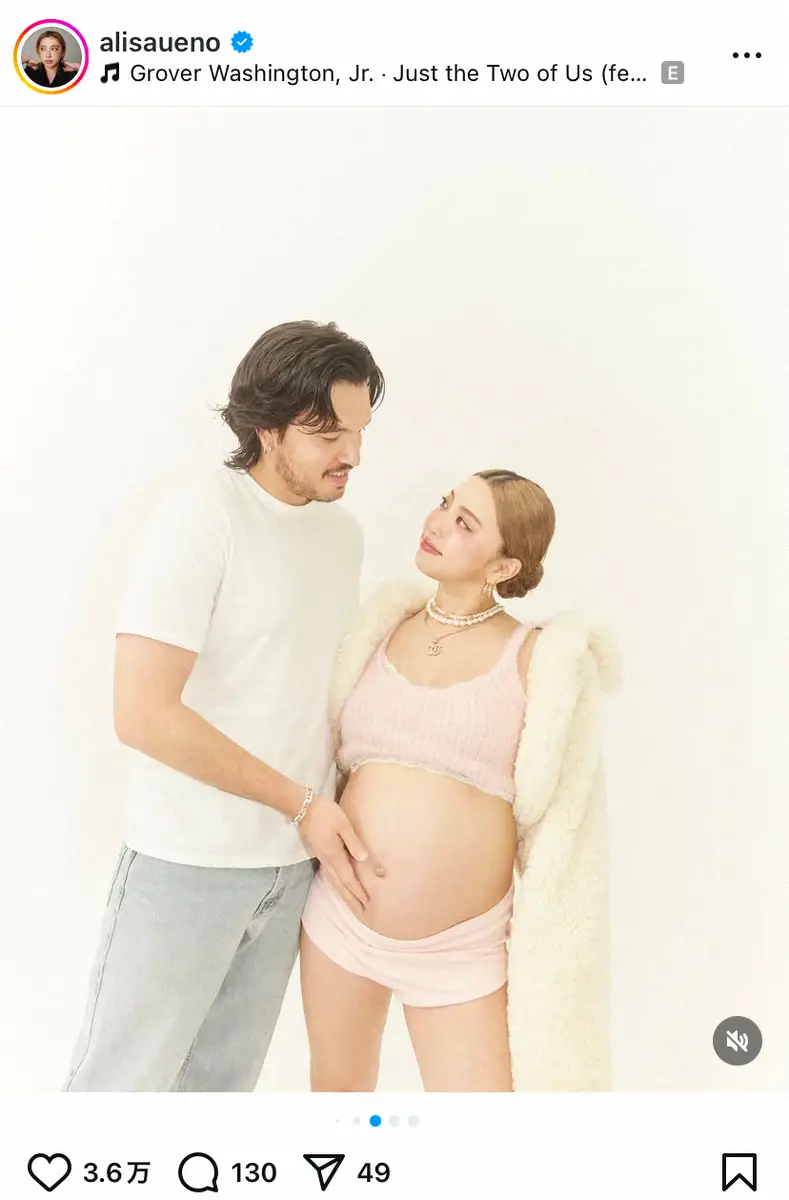 【画像・写真】第1子妊娠中の35歳モデル　ふっくらおなか見せるマタニティーフォトに「綺麗すぎ」「女神すぎる」の声