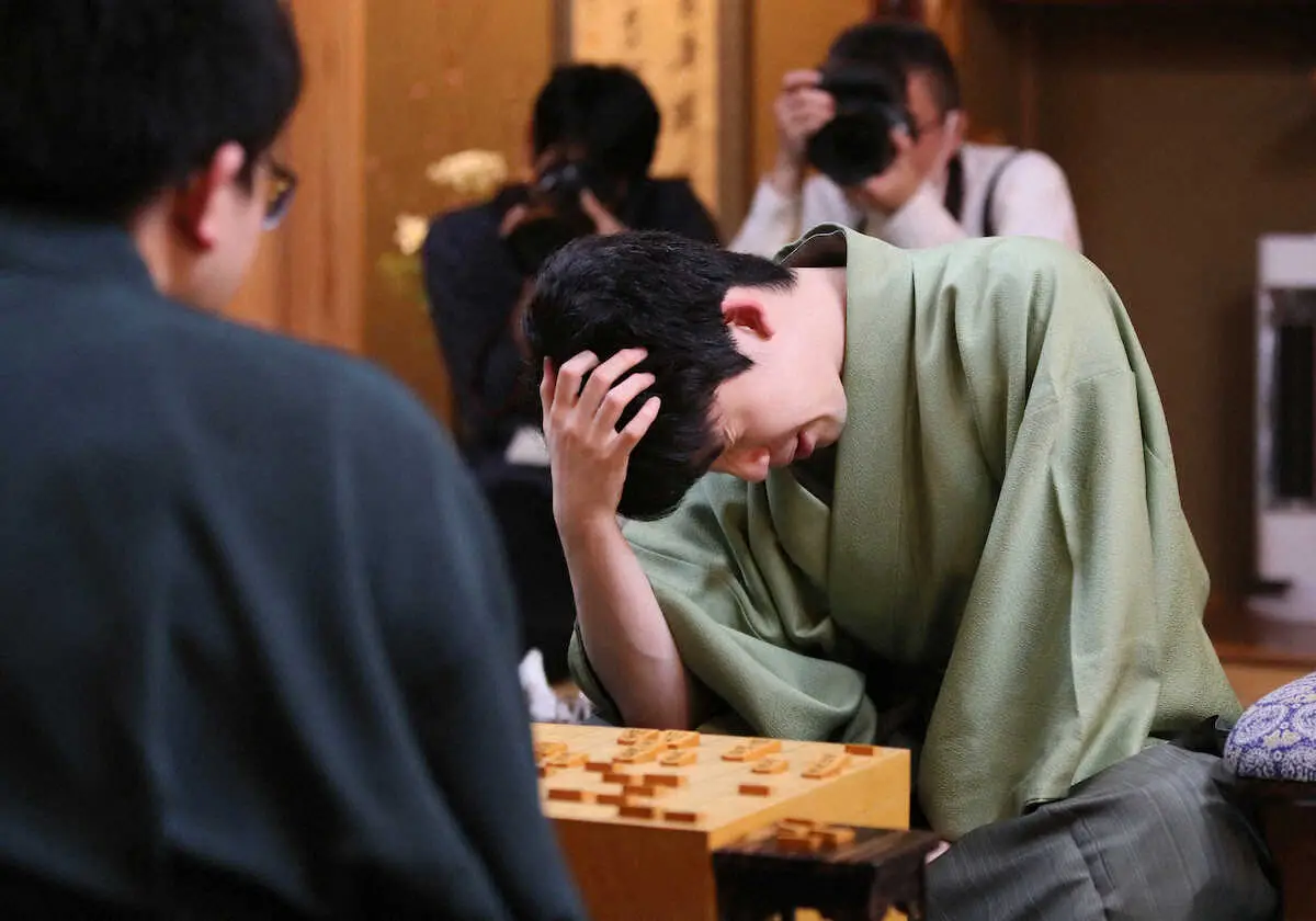 【画像・写真】【王将戦】藤井王将　2日制先手番33連勝ならずストップ「崩れてしまった」第4局スイープV4逃す