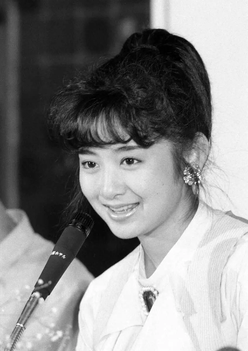 斉藤由貴クロニクル(85年〜87年)DVD3枚組コレクション 斉藤由貴クロニクル(85年〜87年)DVD3枚組コレクション - メルカリ