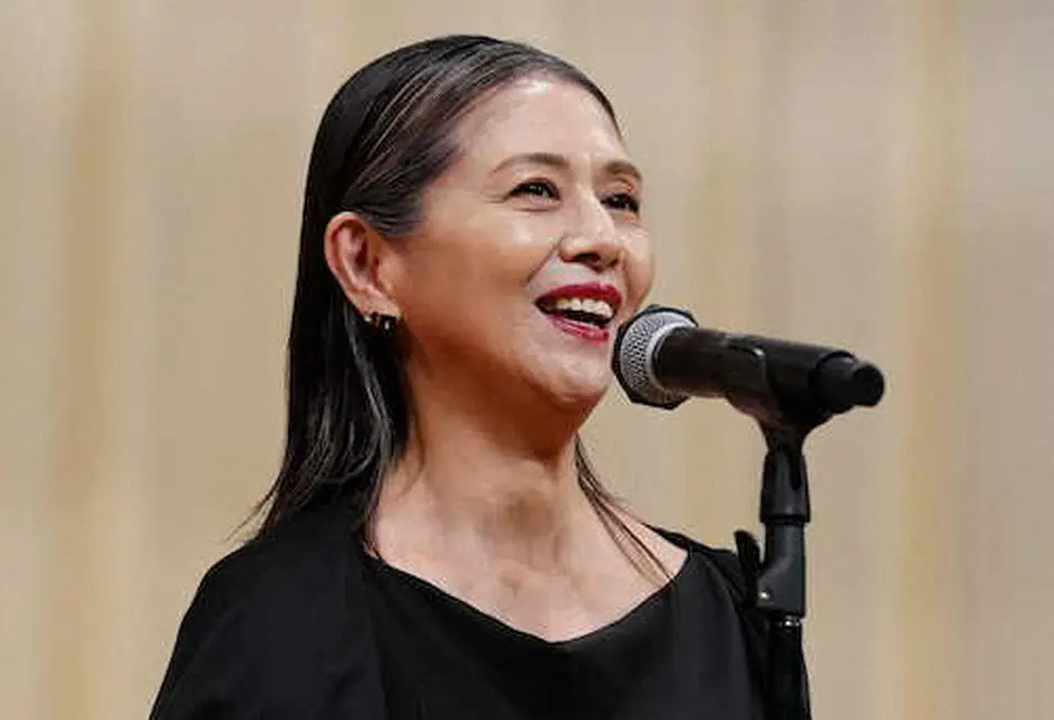 【画像・写真】小泉今日子　ブルーリボン賞で心洗われ…涙の瞬間「私たちももらい泣きとかしてて。凄いピュアですてき」