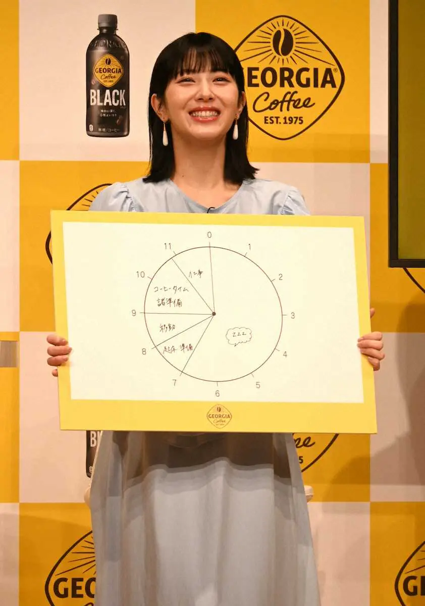 【画像・写真】浜辺美波　「出発1時間前にきっちりアラーム」仕事前のルーティン「自分のベストな状態で」