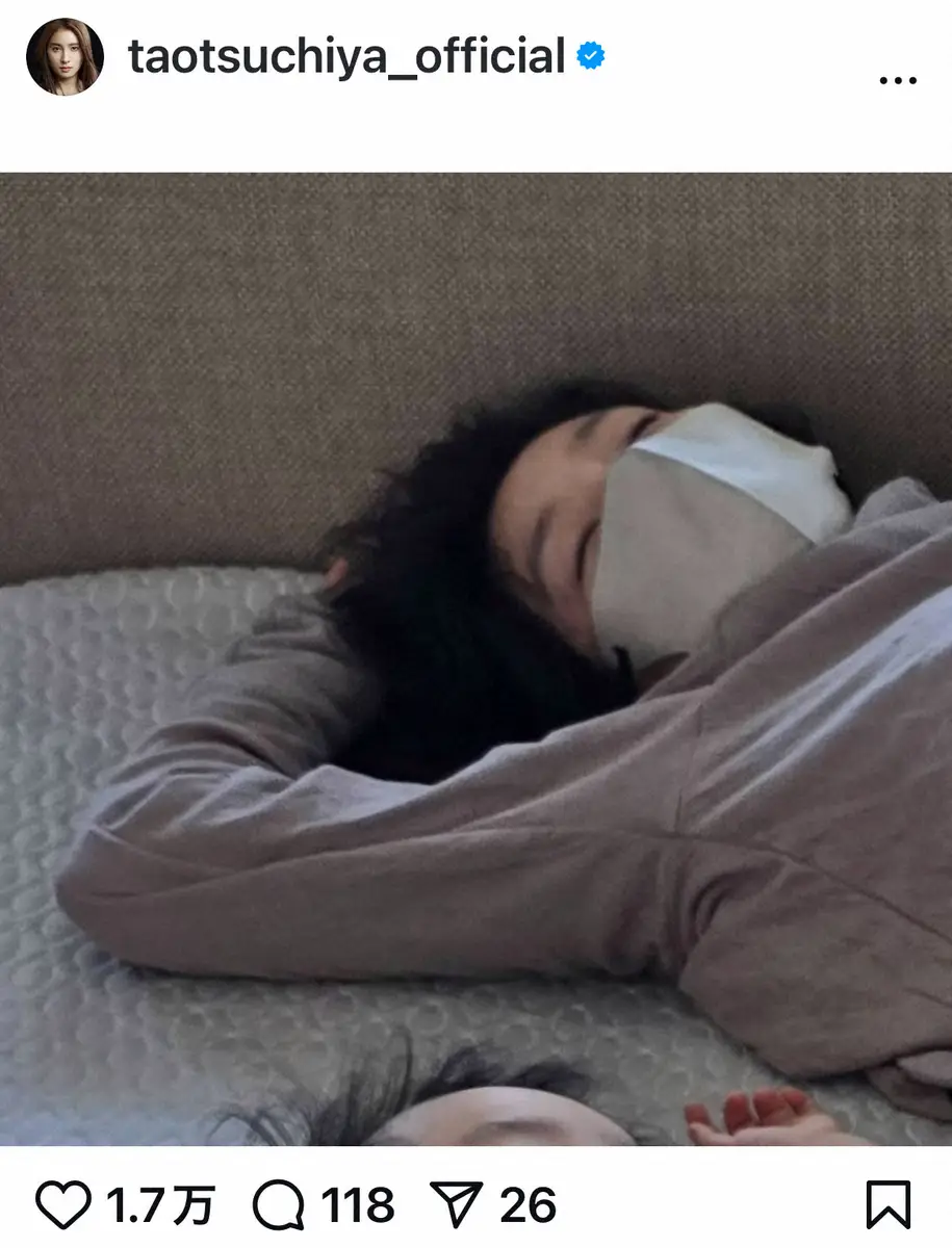 【画像・写真】土屋太鳳　1歳・我が子の成長ぶりに「小さい家族の進化がすごくて」　貴重な“寝落ち”母子Sも披露