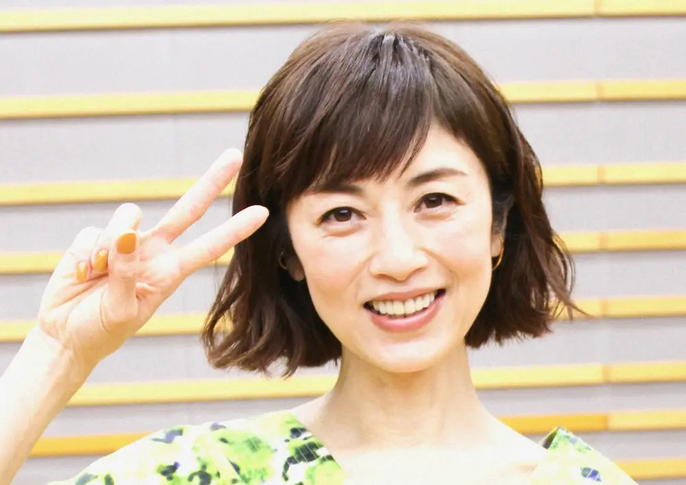 【画像・写真】高岡早紀「4姉妹ではしゃいで写真を…」中山美穂さんとのオフショに「大切にしたい思い出がたくさん」