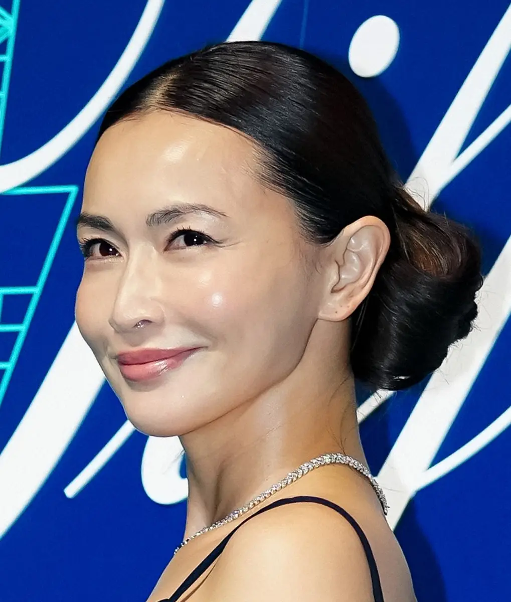 【画像・写真】長谷川京子　50歳迎えた人気女優に「こんなに美しいこの年の女性は見たことがありませんよ」と感嘆