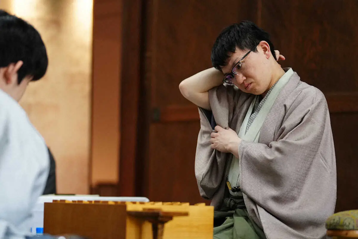 【画像・写真】【王将戦】藤井王将4連覇！“谷川超え”単独5位のタイトル保持通算28期　永瀬九段下し「充実感あった」