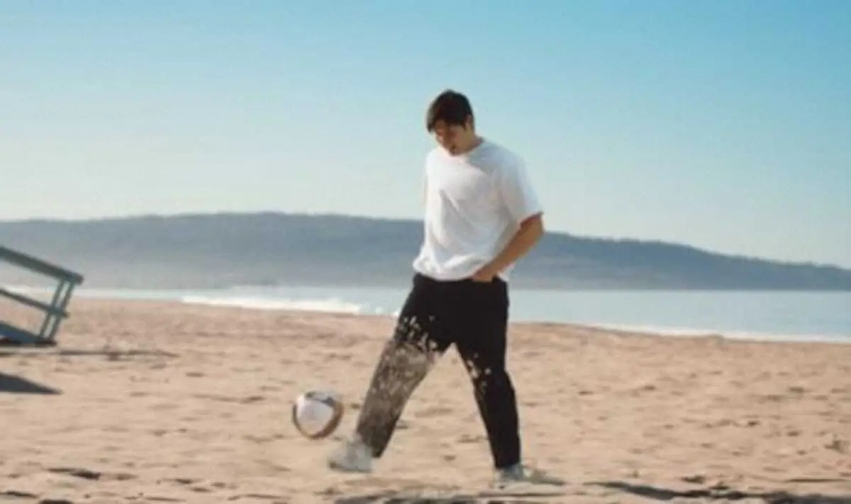 【画像・写真】大谷翔平　伊藤園「お～いお茶」新商品のテレビCMでリフティング披露　NGシーンも