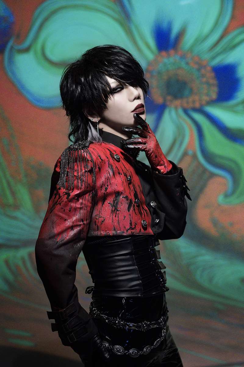 【画像・写真1枚目】野音に響く「脈拍」―Sadie真緒　20周年ライブで開く新たな扉【ソロインタビュー連載第5回】