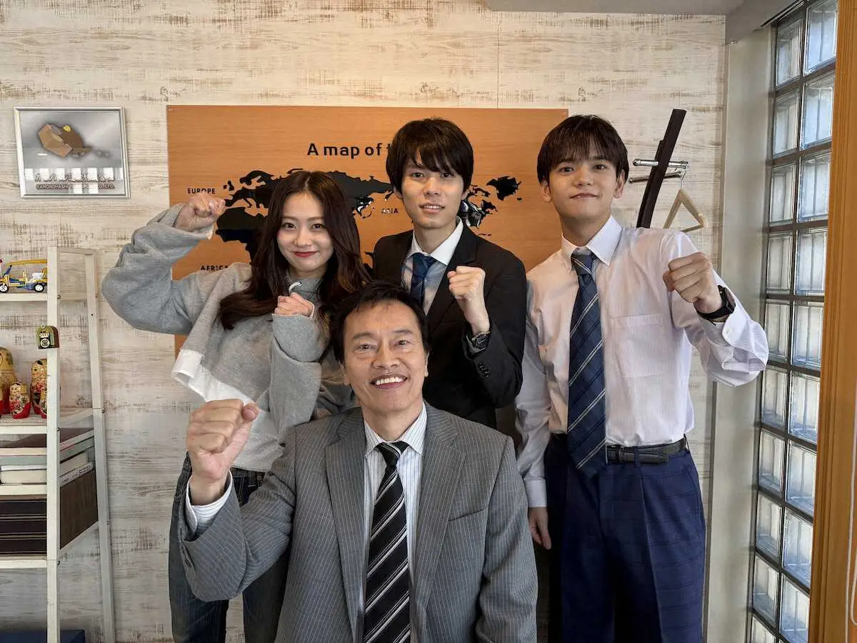 【画像・写真】ショートドラマ「いつだって究極の選択」に出演する（後方左から）みとゆな、萩原利久、中島颯太（前は）遠藤憲一