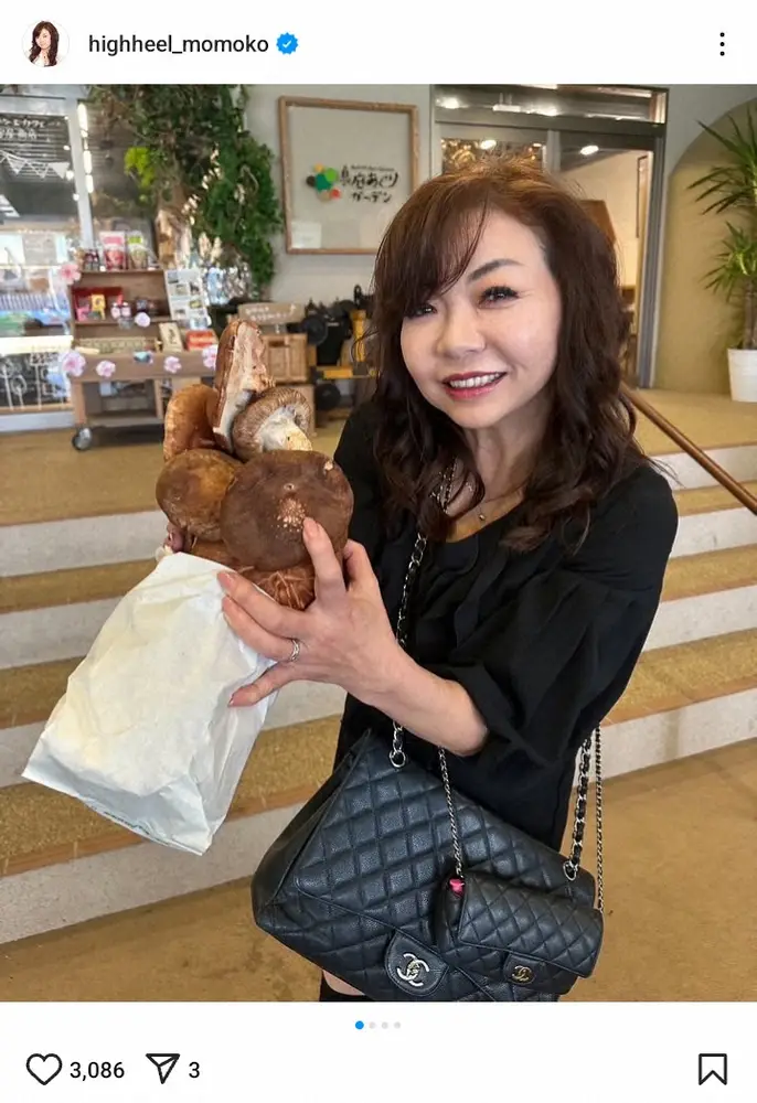 【画像・写真】ハイヒール・モモコ　300円の詰め放題で“成功ショット”披露　その量は「絶対常識の範囲ちゃう」