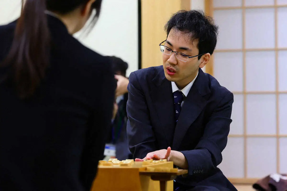 【画像・写真】柵木四段　またも殊勲星　A級復帰の「おじ」糸谷八段を破る　王将戦1次予選