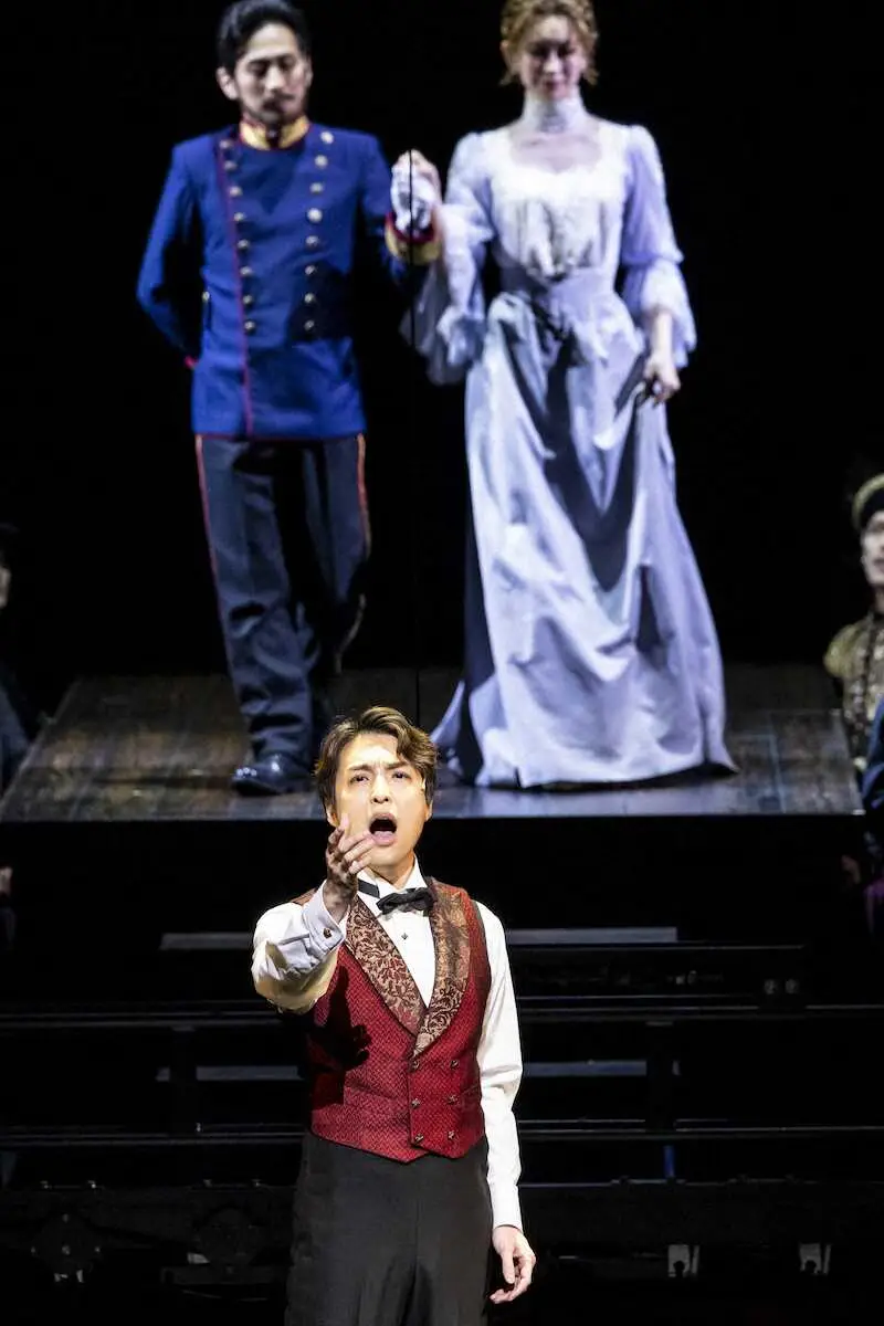 【画像・写真】劇場へGO「イリュージョニスト」（4月20日まで、梅田芸術劇場）