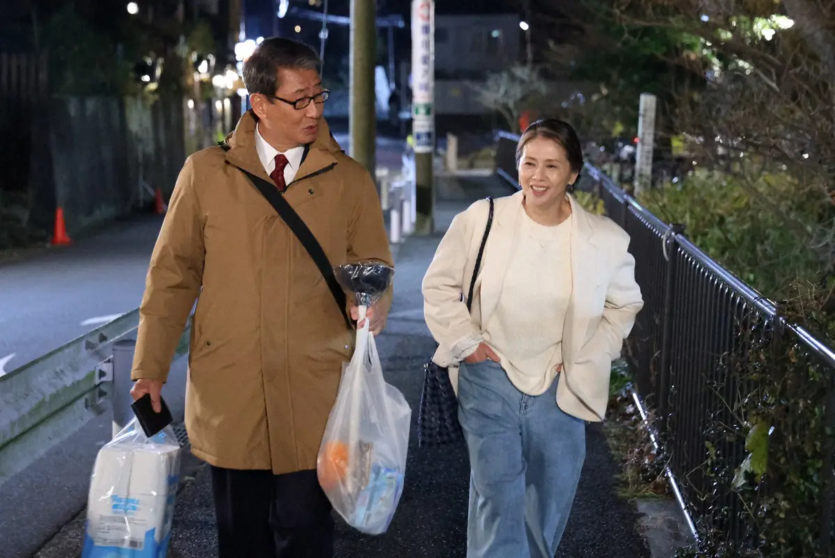 【画像・写真】「続・続・最後から二番目の恋」コロナ禍の和平と千明に初回からファン涙、涙「心に刺さる」「壁越しの…」