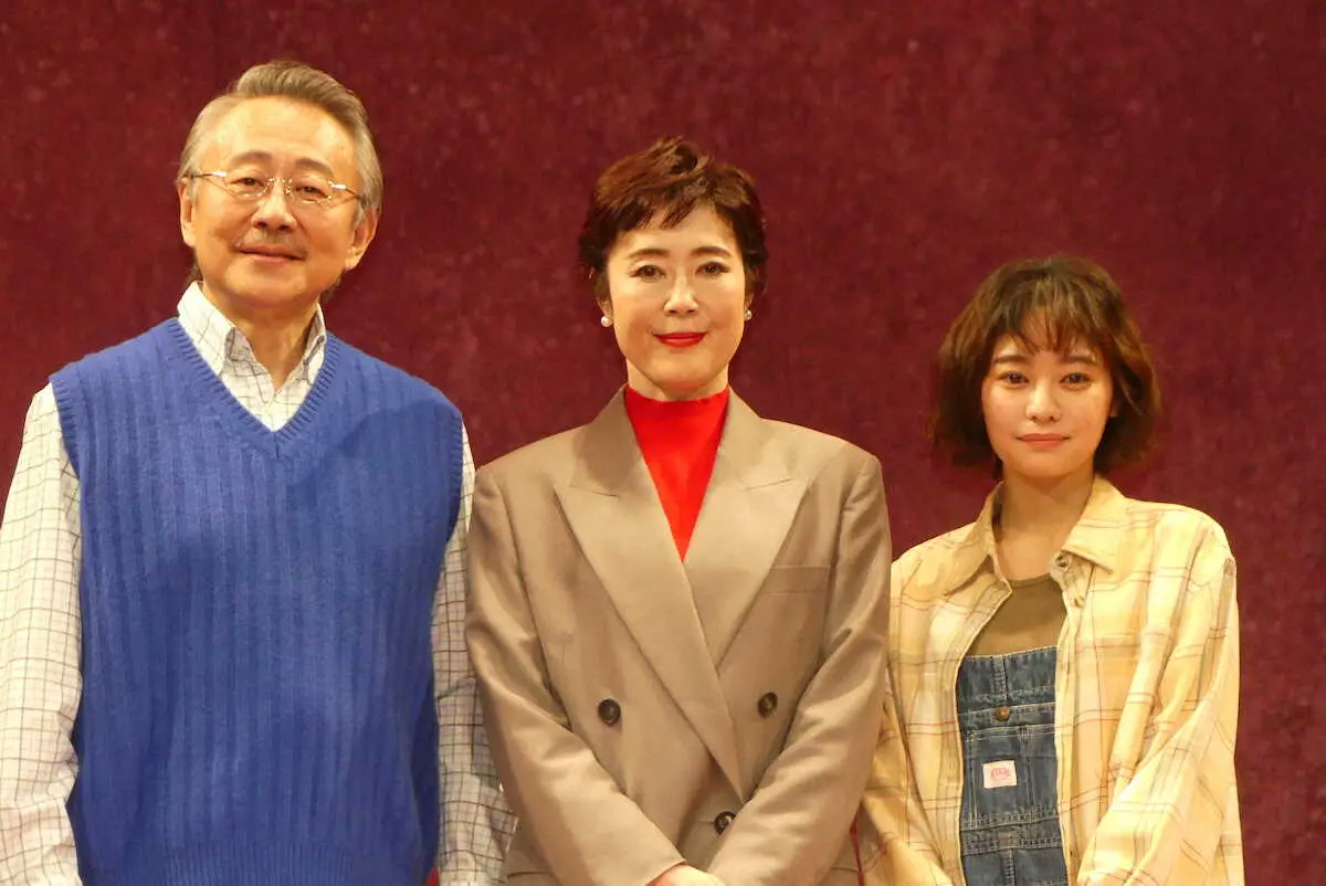 【画像・写真】吉柳咲良　初共演の“両親”に感謝「パパとママでよかった」　17日開幕舞台「リンス・リピート」