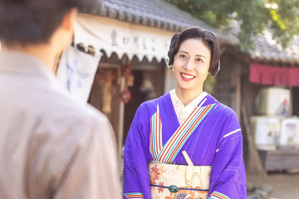 【画像・写真】「あんぱん」親戚の子から8年　風雲急ラスト1分ネットざわつく「何を今さら　再婚先は？」登美子＆嵩再会