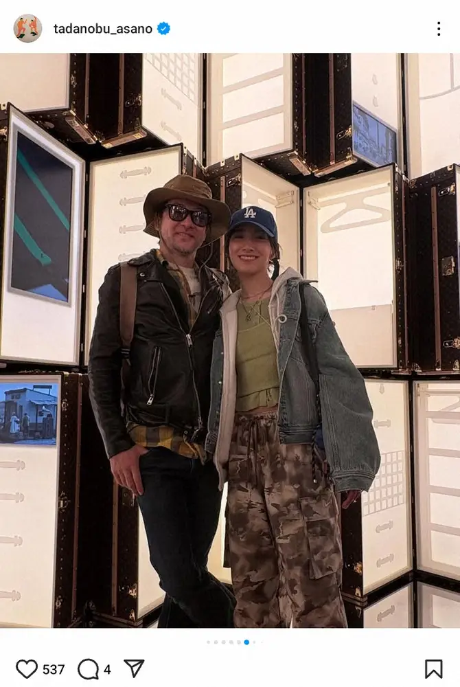 【画像・写真】浅野忠信　18歳年下女優妻と万博訪れパシャリ！SHOGUN衣装＆ips心臓に大感動「凄かった！」