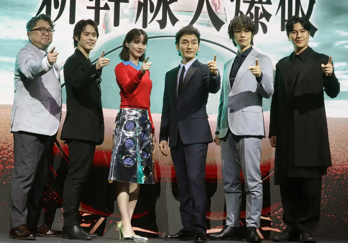 【画像・写真】草彅剛　高倉健さんの「遺志受け継ぐ」　Netflix映画「新幹線大爆破」配信記念イベント