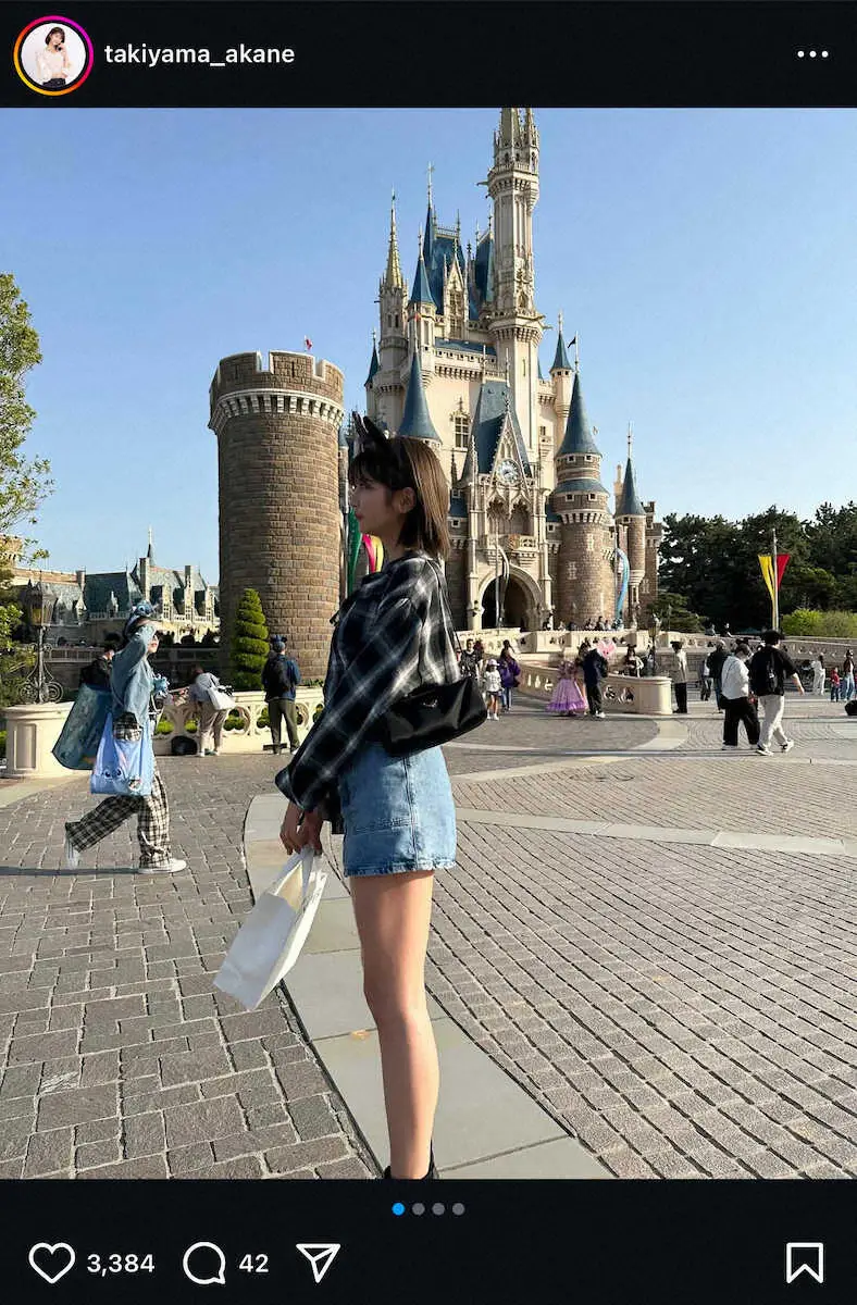 【画像・写真】ABEMA人気女子アナ“美脚”デニムミニスカディズニーコーデ！TDL満喫にネット興奮「スタイル抜群」