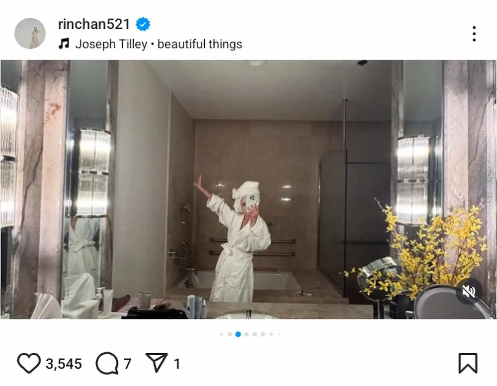 【画像・写真】米移住の51歳梨花　13歳長男との旅先ショットに「息子くんイケメンすぎる」「大きくなって」の声