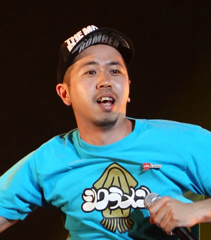 【画像・写真】「シクラメン」DEppa　諸事情によりイベントの当日欠席を謝罪「深くお詫び」　ステージは電球のみ