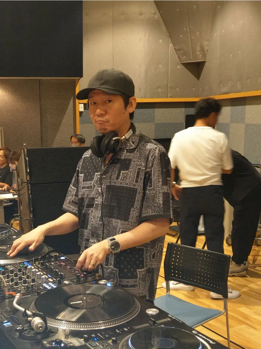 【画像・写真】「ケツメイシ」DJ KOHNOの卒業にファン衝撃「ずっと4人だと…」「アー写がもう3人」「寂しい」
