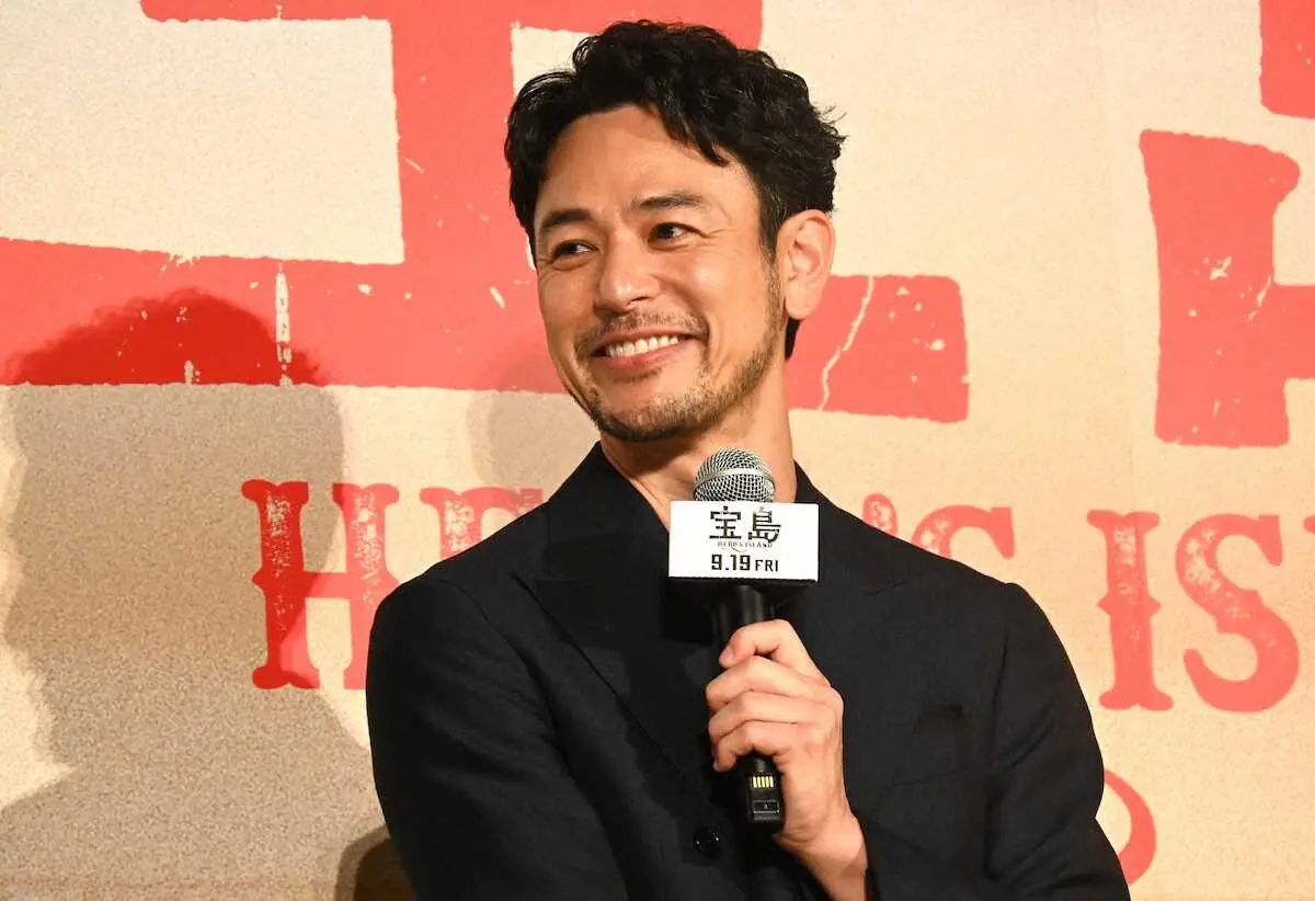 【画像・写真】妻夫木聡「作品の圧倒的な生命力感じた」　映画「宝島」完成報告会見