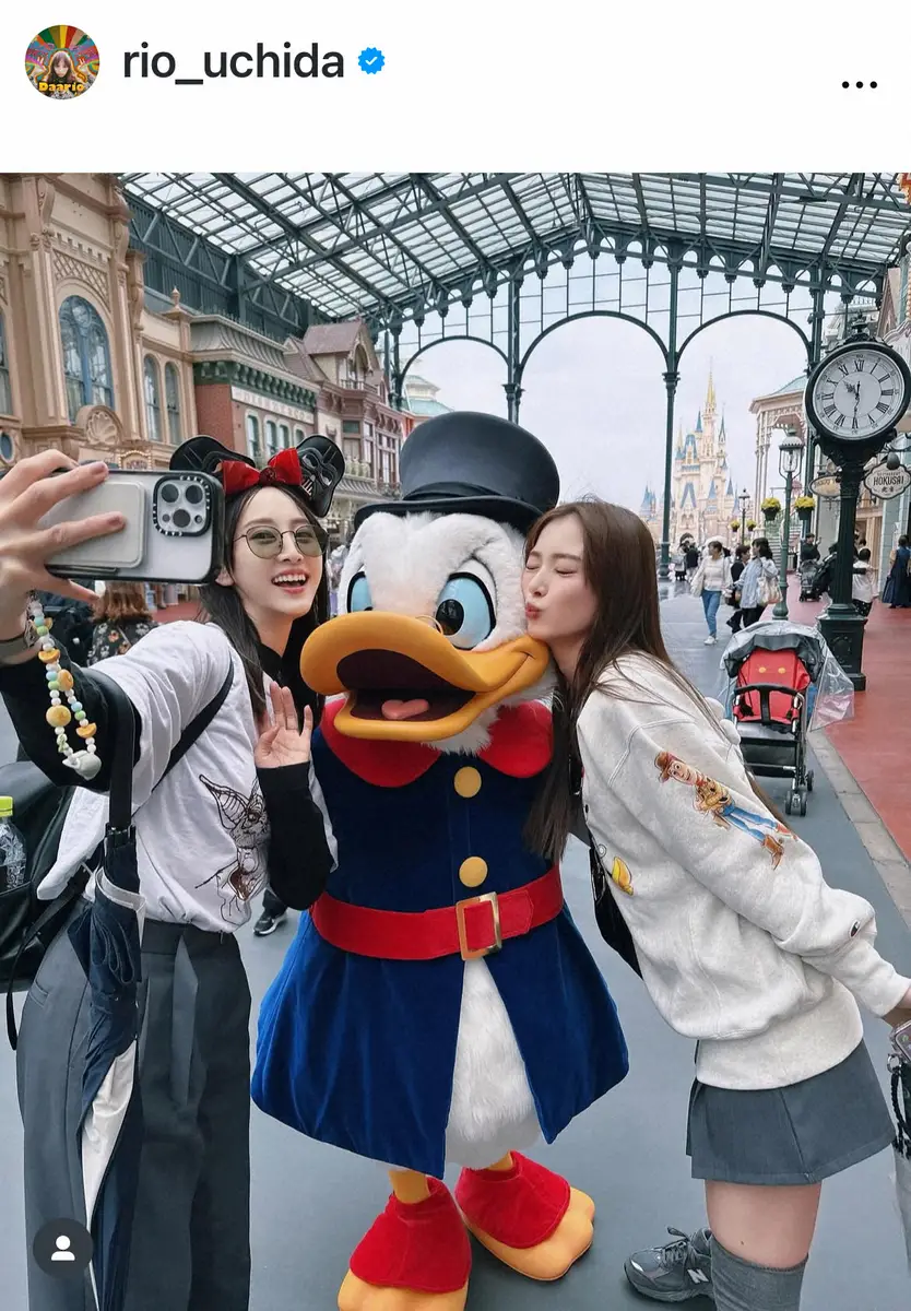 【画像・写真】33歳・人気女優「私にDisneyの楽しさを教えてくれた師匠」仲良しの同じ歳女優とのTDL満喫