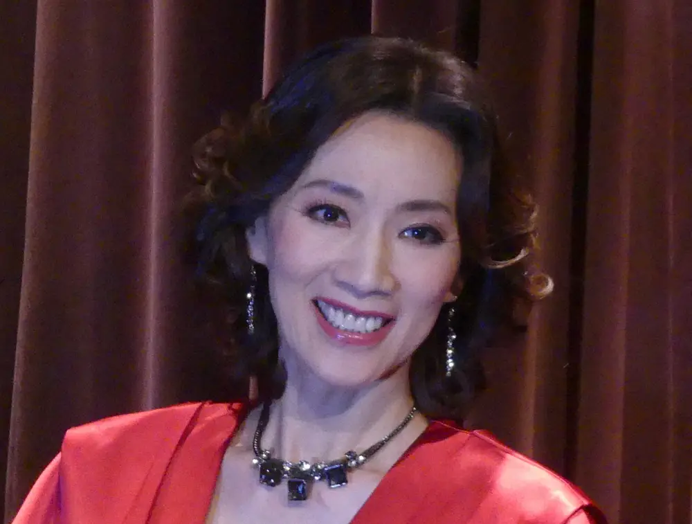 【画像・写真】元宝塚トップスター　クイズ番組でトンデモ回答「休憩中に号泣」も「ご飯行こう」誘ってくれた大先輩とは