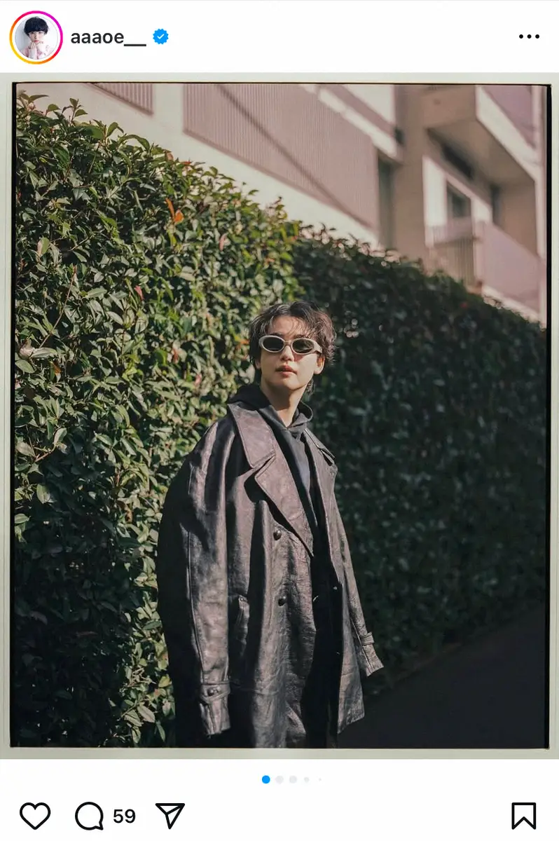 【画像・写真】26歳俳優　クールなレザーコーデ披露も…オフショットにフォロワー爆笑「アクロバティック」「可愛い」