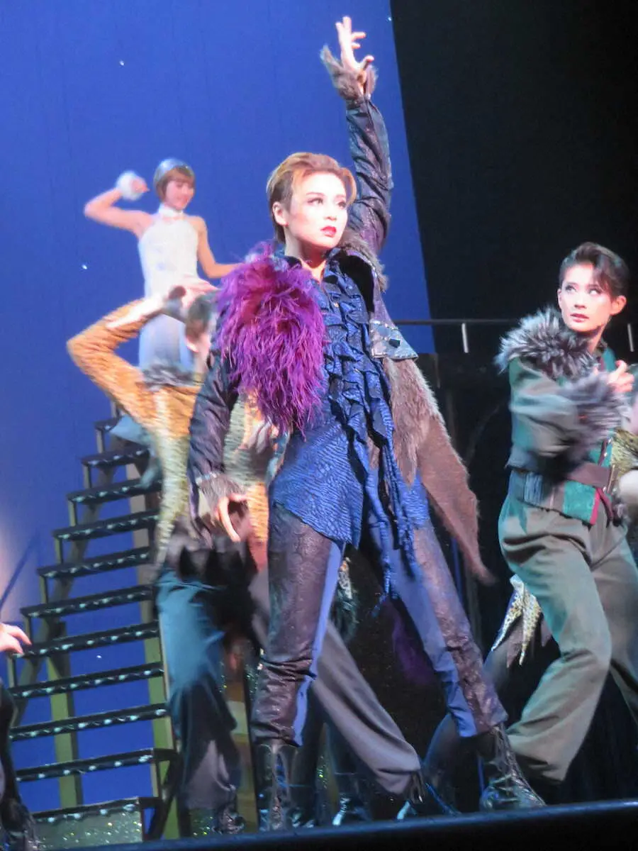 【画像・写真】宝塚・月組の若手公演開幕　迫力満点、トークコーナーも盛り上がる