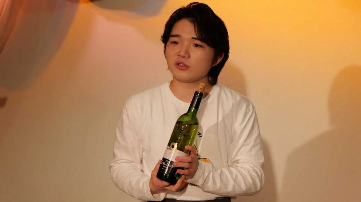 【画像・写真】小山雄大　母の日に恩返し企画　肉じゃがオリジナルレシピ公開　隠し味は奥尻島の白ワイン