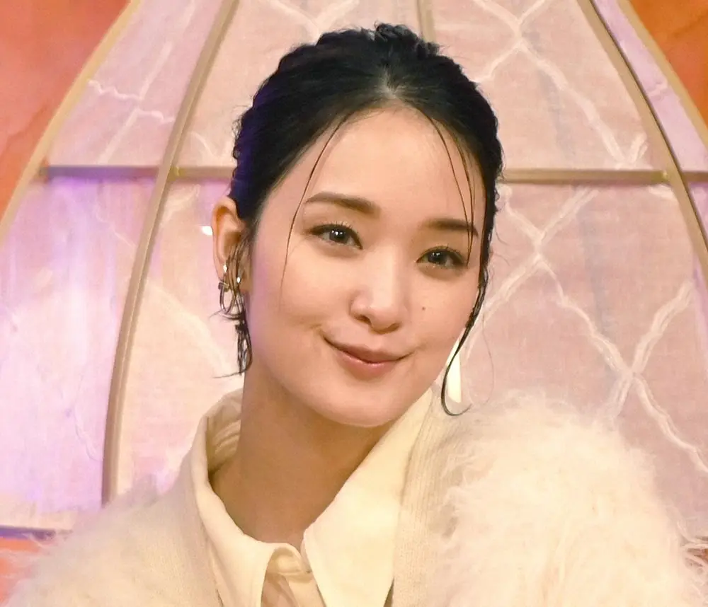 【画像・写真】剛力彩芽　舞台の稽古で翌日に「ガラッと台詞変えてきたりする」俳優告白「台本持ってお芝居し直したり」