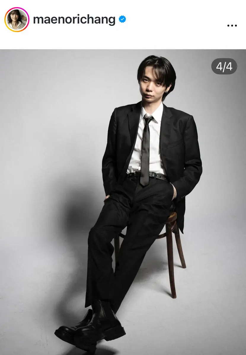 【画像・写真】59歳・美魔女モデル　「私にそっくり」25歳モデル長男からの贈り物「息子さんイケメン」「素敵すぎる」