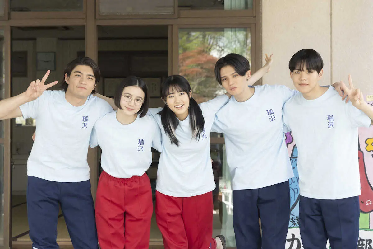 【画像・写真】7月期の日本テレビドラマ「ちはやふる－めぐり－」に出演する（左から）石川雷蔵、瀬戸琴楓、原菜乃華、藤原大祐、高橋佑大朗