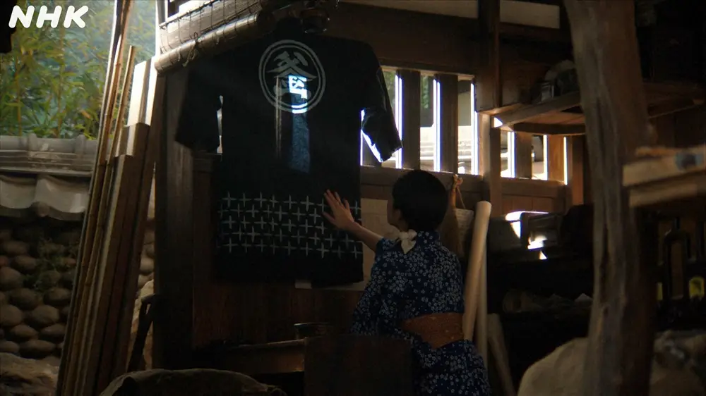 【画像・写真】連続テレビ小説「あんぱん」第35話。朝、朝田蘭子（河合優実）は人知れず原豪の袢纏（はんてん）に触れ…番組公式X（@asadora_nhk）から