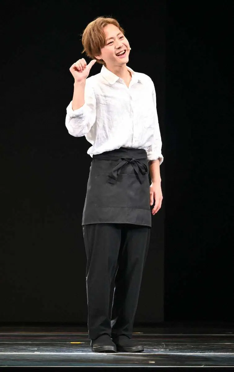 【画像・写真】岡佑吏　「しゃけ、昆布、それとも…」自己紹介で決めポーズ　松岡昌宏主演舞台に参加「毎日が刺激的」