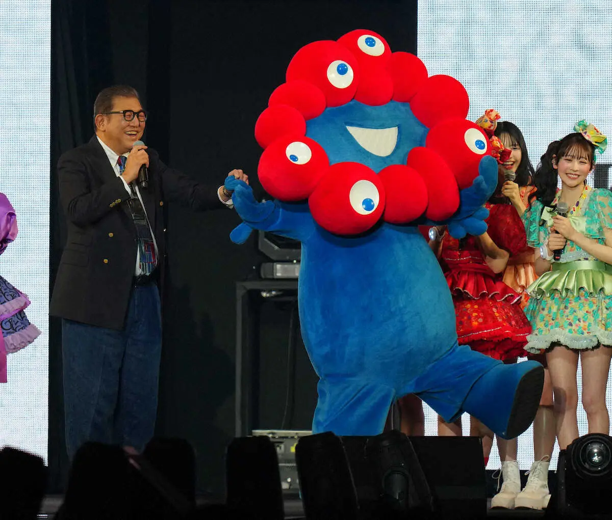 【画像・写真】万博バルト館でミャクミャク盗難　駐日大使が訴え「見つかったら教えて」防犯カメラには怪しい2人組