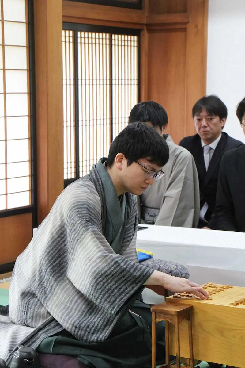 【画像・写真】永瀬九段　昼食にすっぽん　名人戦初勝利へ闘志　藤井名人との第4局