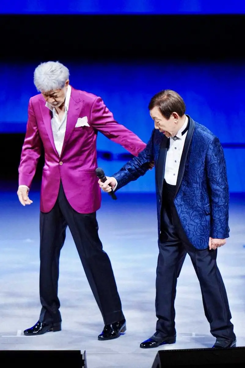 【画像・写真】橋幸夫　認知症公表後初コンサートで4曲歌唱　ジョーク飛ばす場面も　観客は温かい拍手でエール