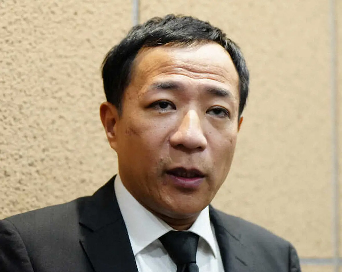 【画像・写真】昭和のいるさん通夜　林家たい平「凄く寂しい」　親族、漫才関係者ら約90人が参列