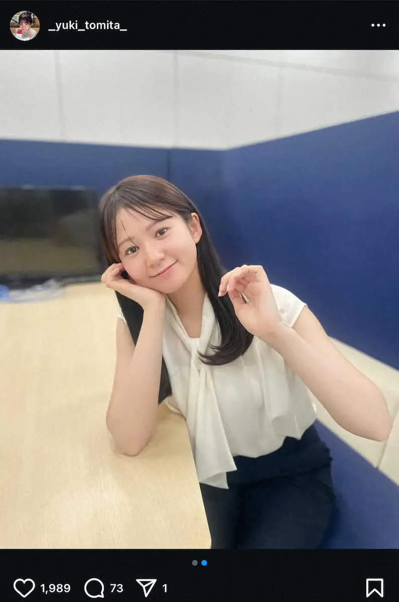 【画像・写真】競馬中継で人気のテレ東アナ「いやぁ暑かった」　夏らしいノースリーブSに「超可愛い」「大人の色気」の声