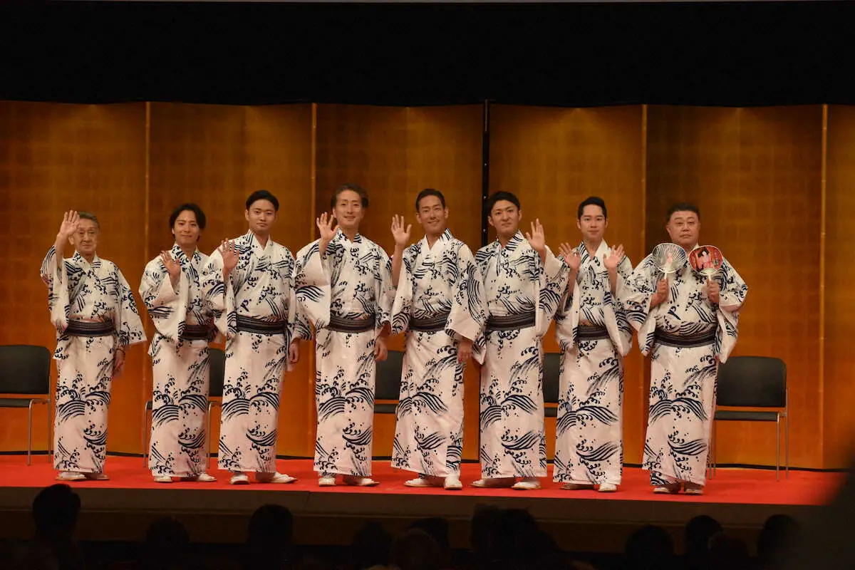 【画像・写真】「六月博多座大歌舞伎」船乗り込み　市川猿弥「トータルしたら10分ぐらいしか…」「大入りにしたい」