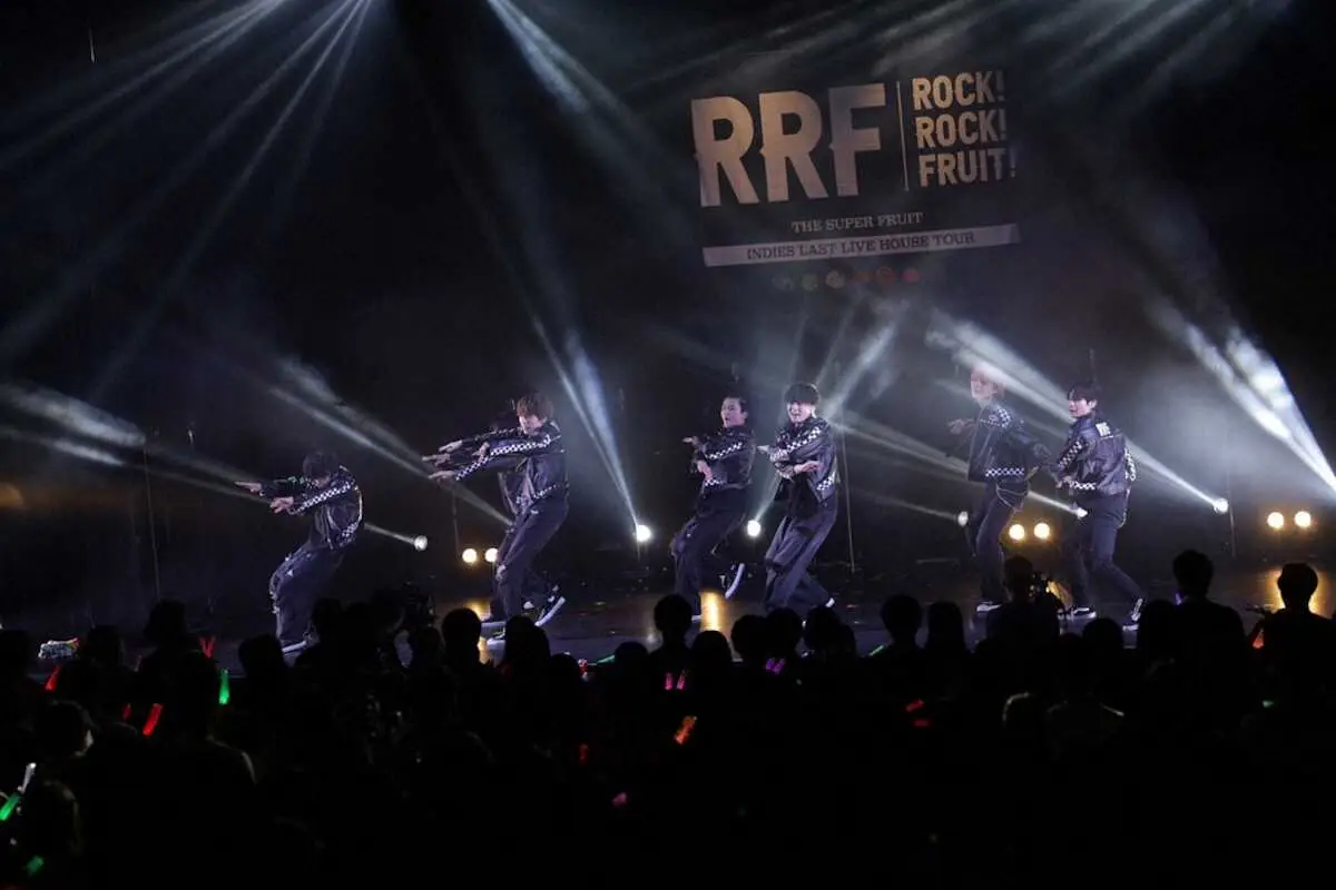 【画像・写真】「THE　SUPER　FRUIT」インディーズ最後“感謝のライブ”　9・2発売「まにまに」初披露