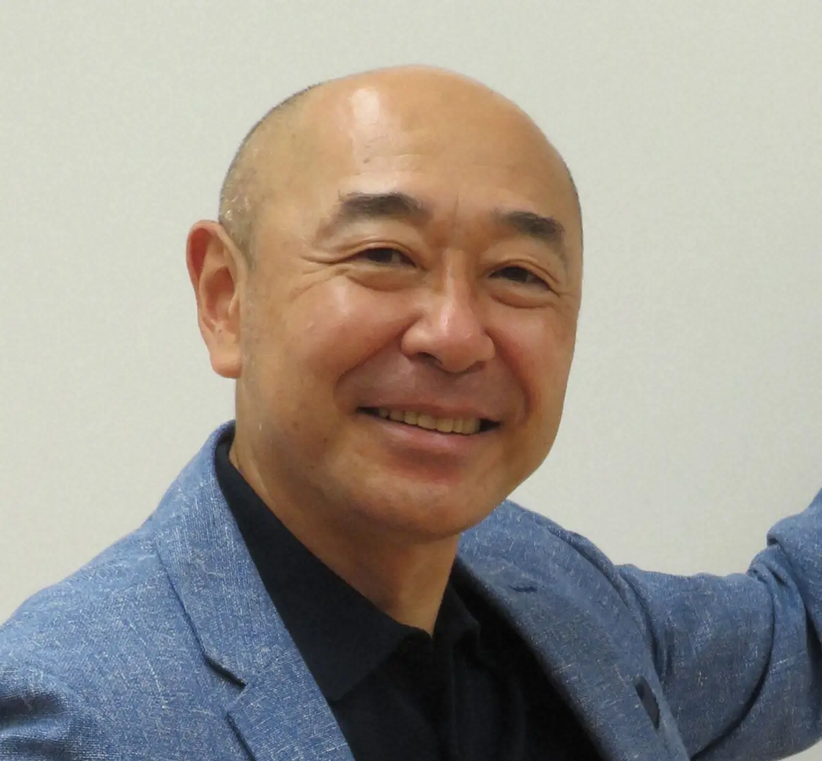 【画像・写真】八嶋智人　よく2人で飲みに行く間柄の先輩俳優「4年に1回ぐらい物凄い良いこと言って泣かされる」