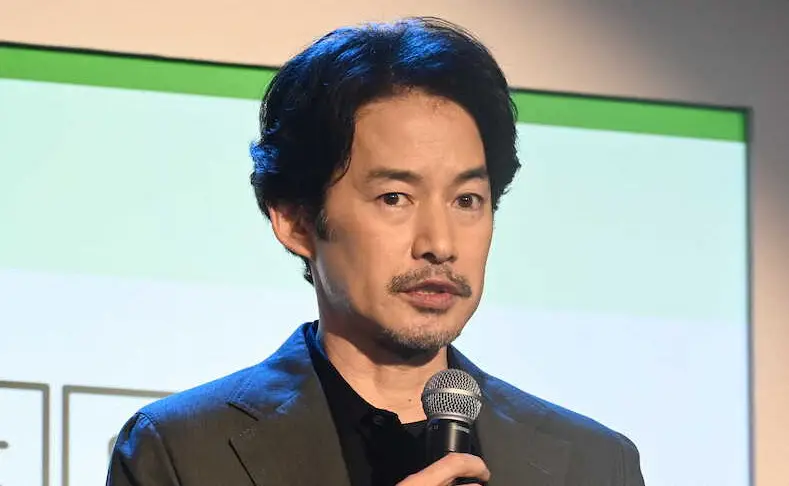 【画像・写真】竹野内豊　“達筆手紙”をサプライズプレゼント！「あんぱん」共演の中沢元紀へ「いい子に育ったなあ」