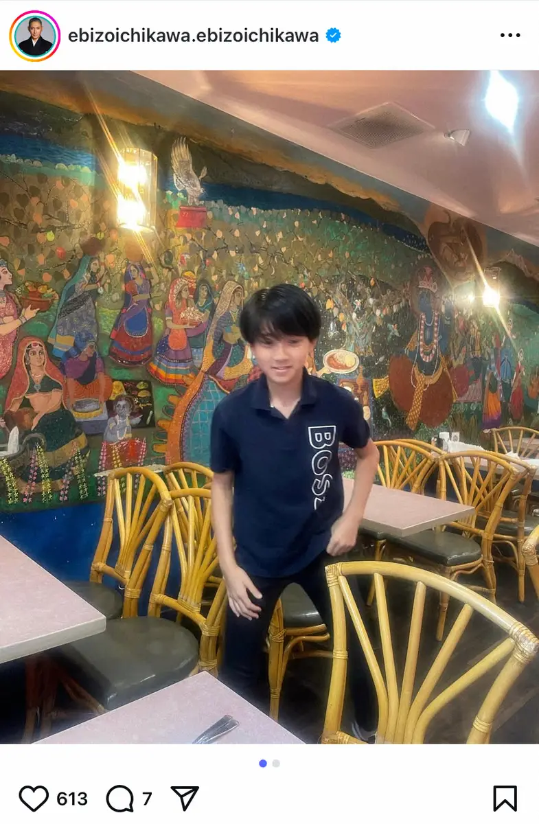 【画像・写真】市川團十郎　子供たちと思い出の店へ、12歳長男の最新ショットにファン感動「お兄さんになってる」