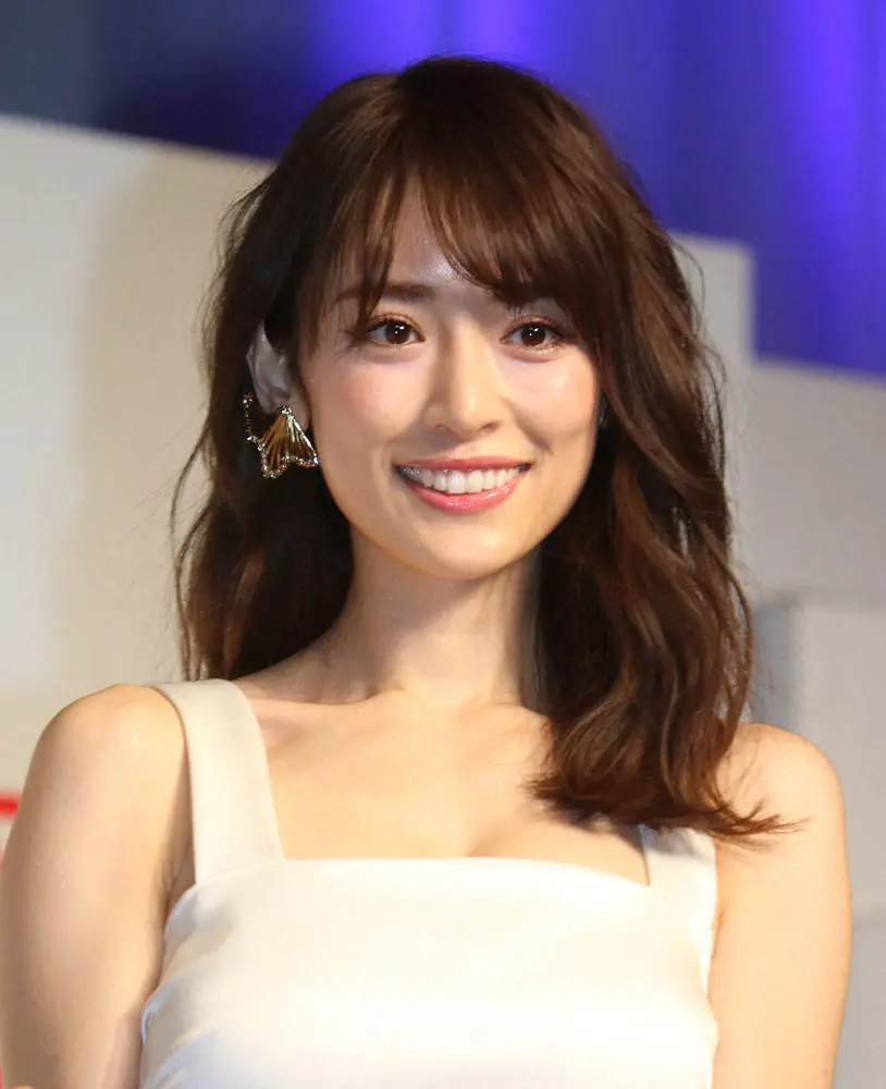 【画像・写真】2025年の芸能界は結婚ラッシュ！幸せ報告相次ぐ　泉里香はサッカー日本代表と　伊藤沙莉、岡田結実も