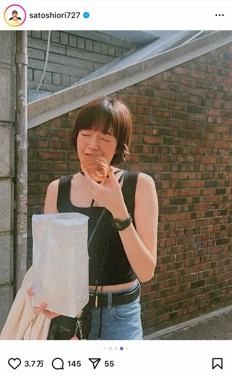 【画像・写真】佐藤栞里　ジェラートに塩パンに…グルメ満喫！　韓国オフショに「笑顔が愛らしい」「眼福」の声