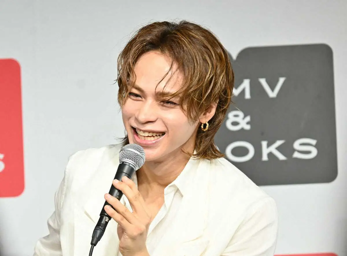 【画像・写真】上田竜也　中丸とコラボ…「しない」即答　小説「この声が届くまで」出版記念イベント