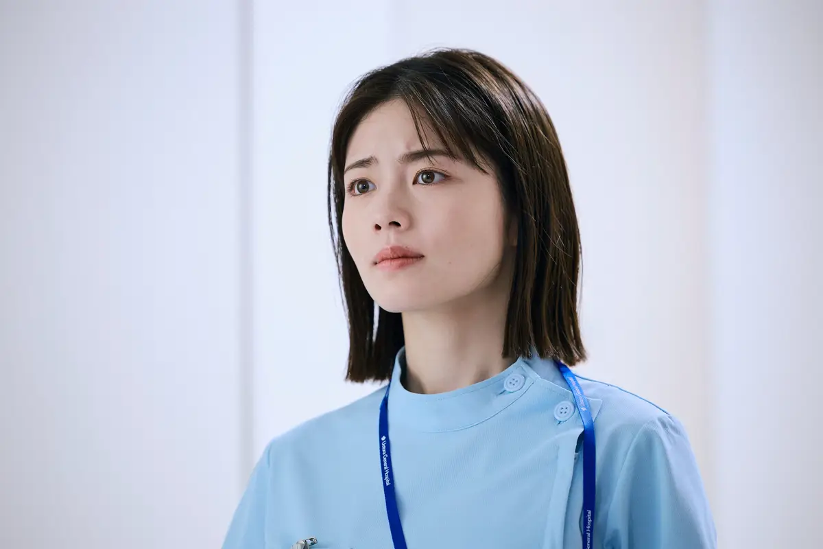 【画像・写真】小芝風花、医師の役作りで体幹トレ　松本潤の印象も「松本さんの存在で現場が活気づいている」